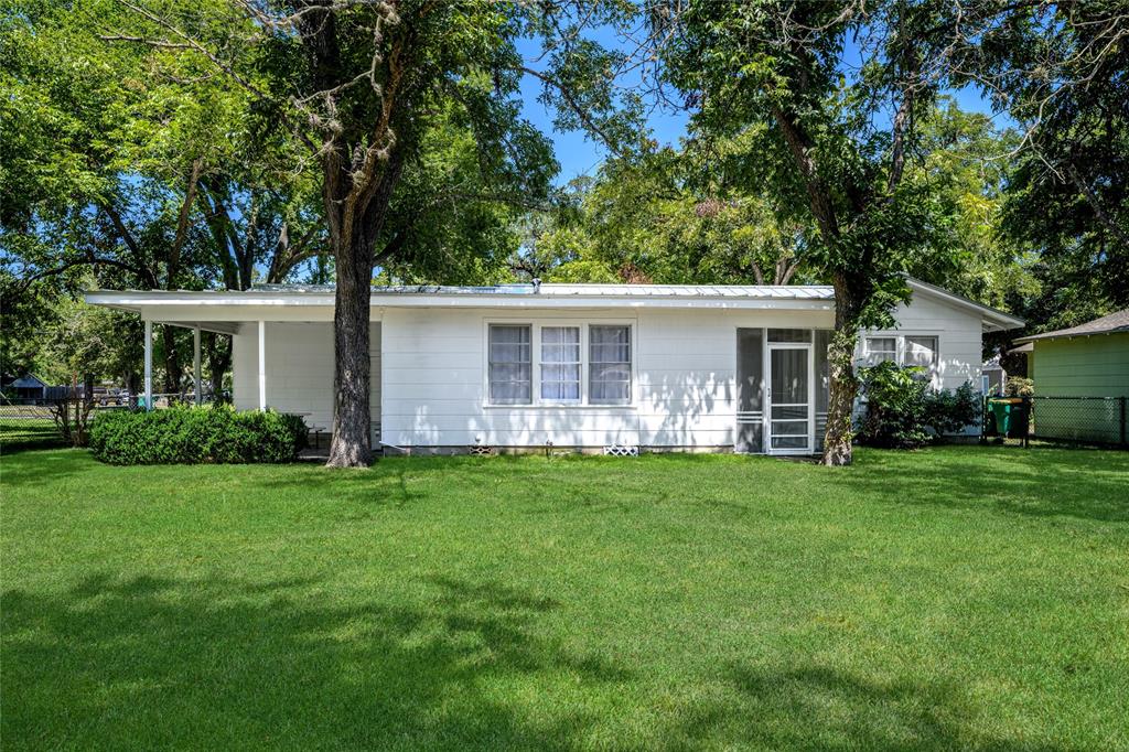 628 S Madison Street