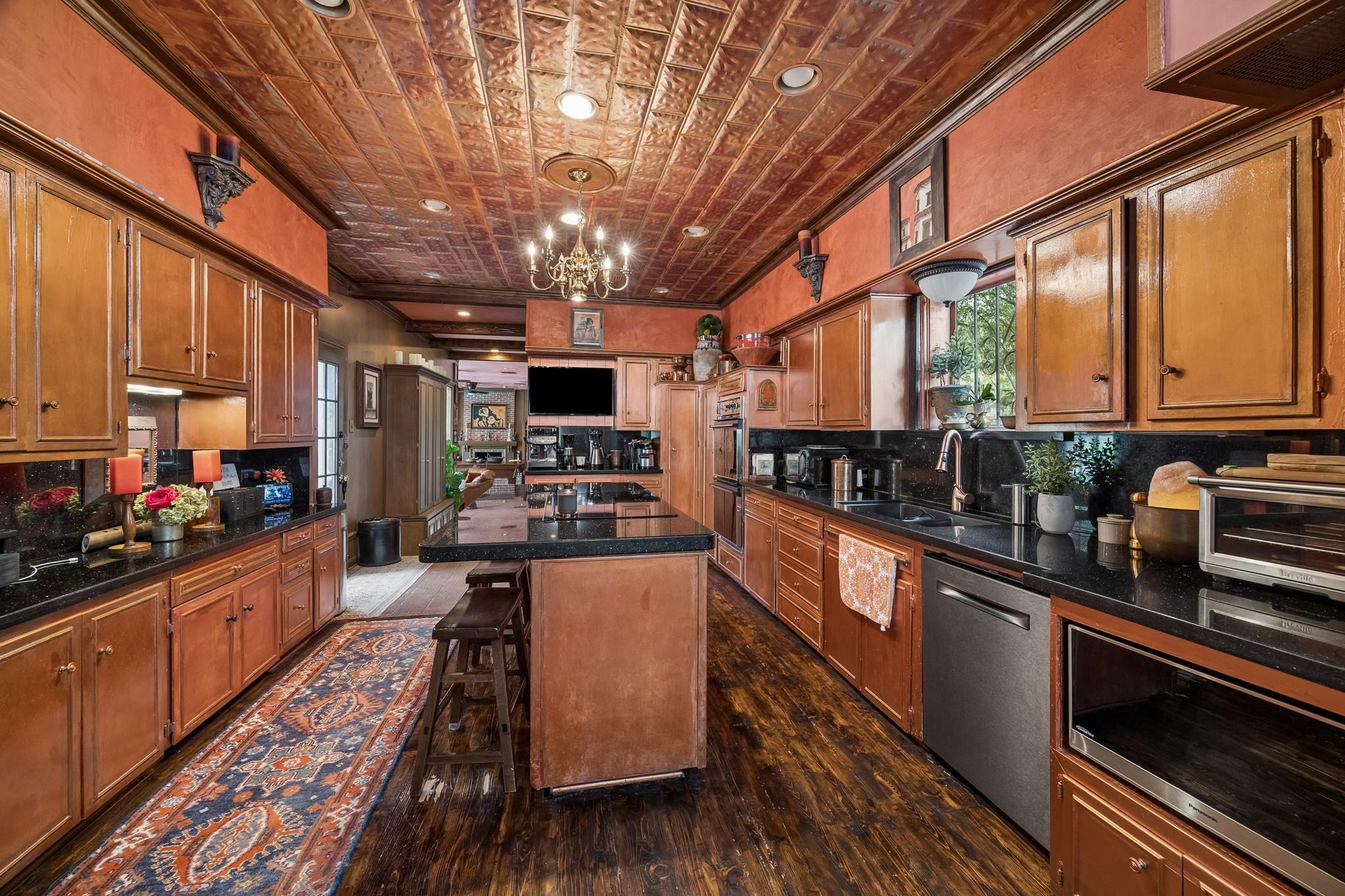 2609 Ella Lee Lane
