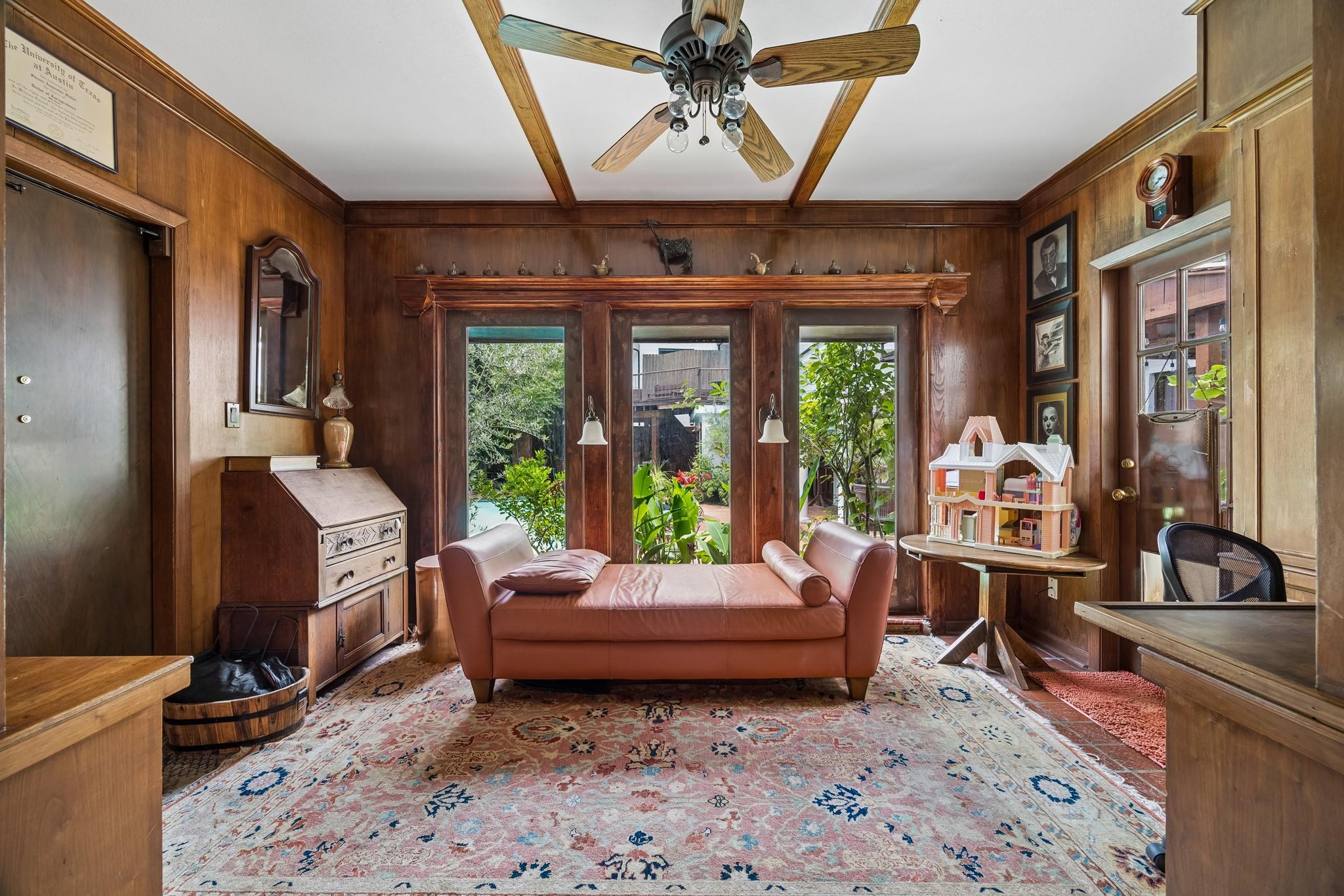2609 Ella Lee Lane