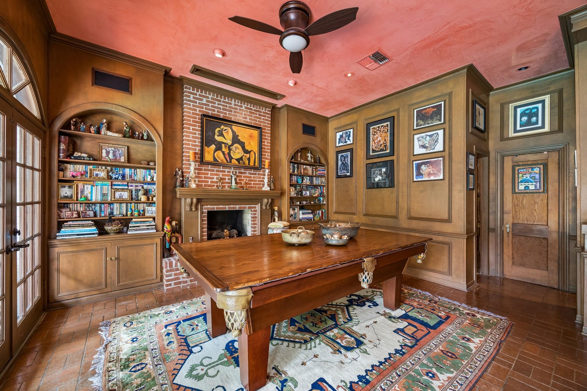 2609 Ella Lee Lane