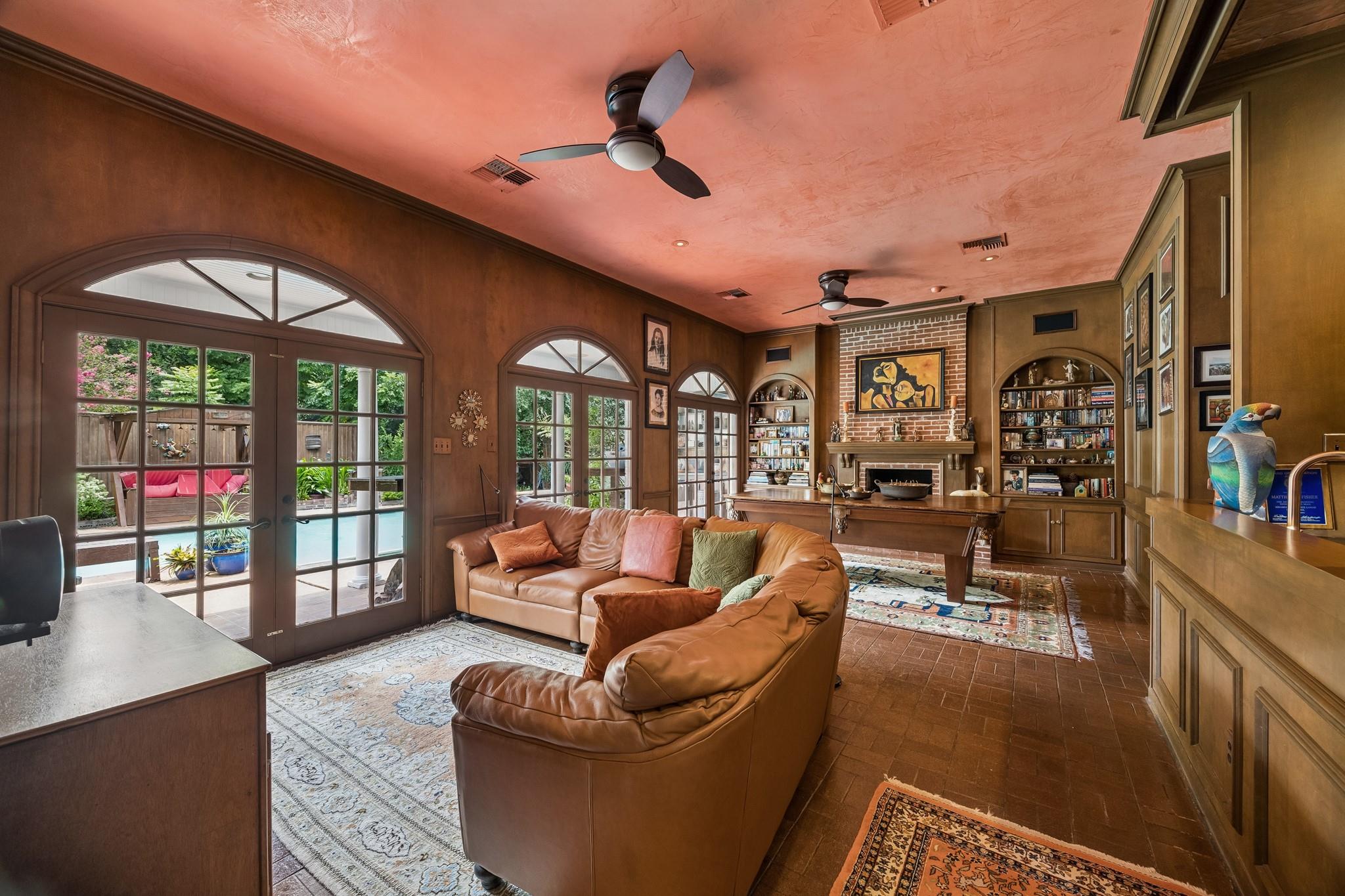 2609 Ella Lee Lane