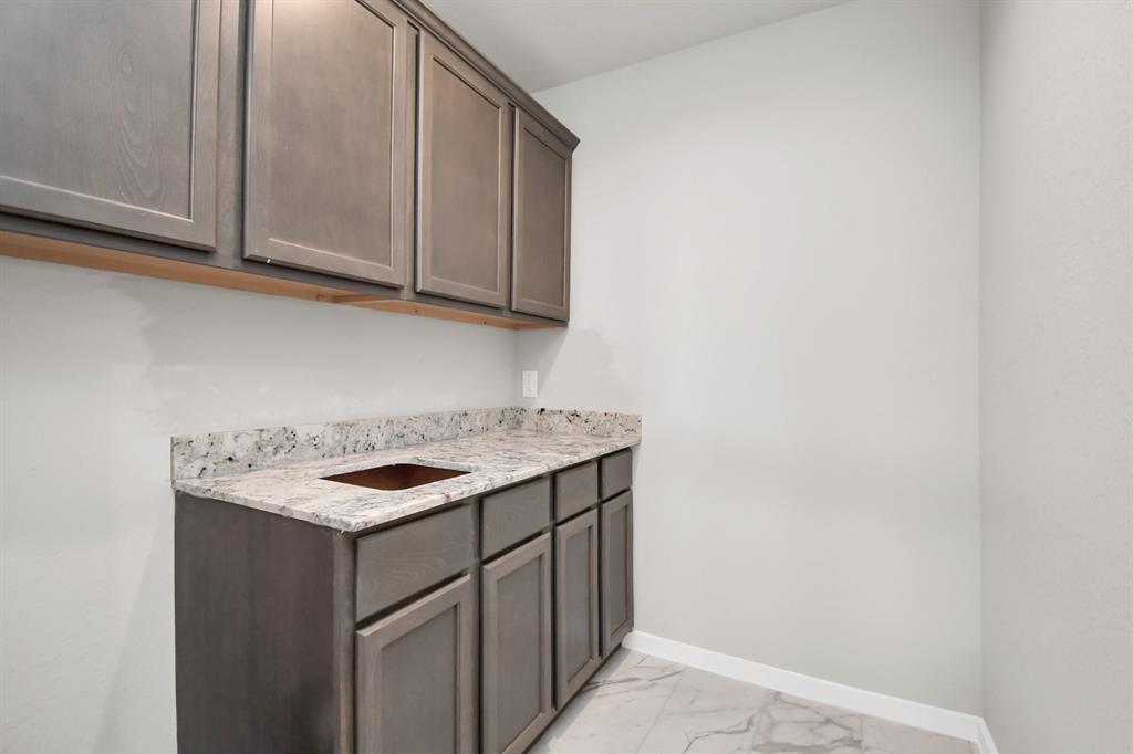 19718 Florence Glen Lane