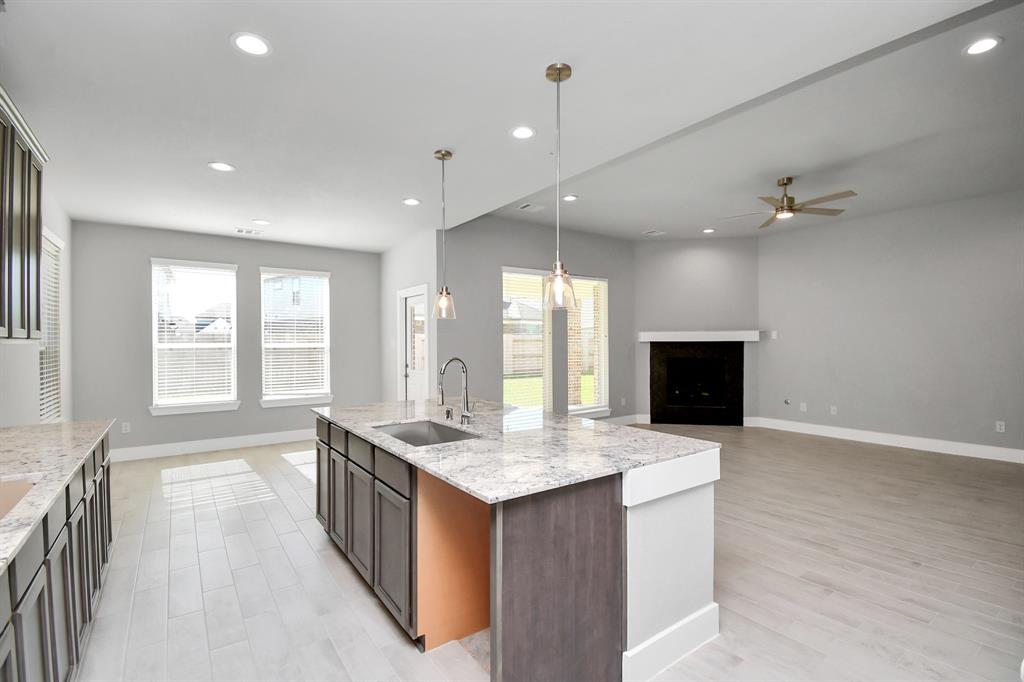 19718 Florence Glen Lane