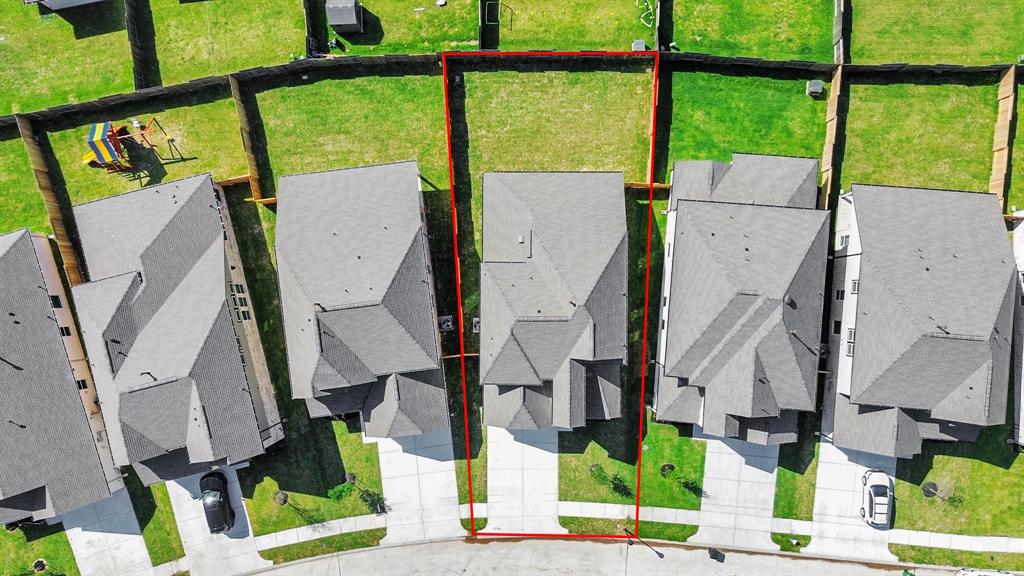 5611 Sandhill Oak Trail