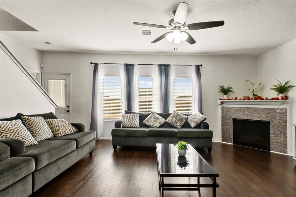 1942 Macondray Drive