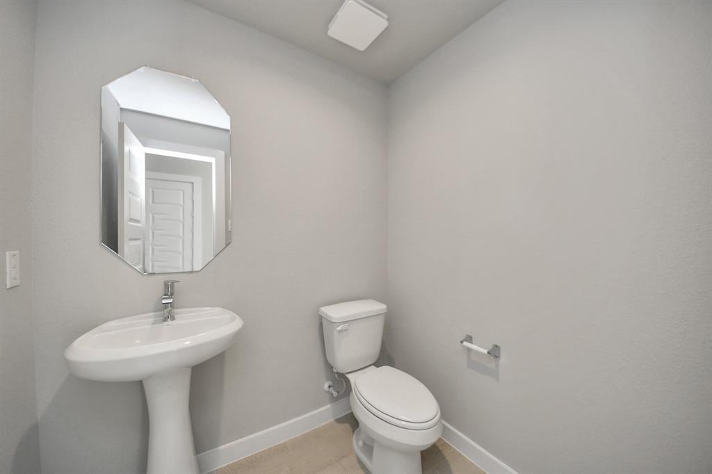 11922 Maple Oak Drive