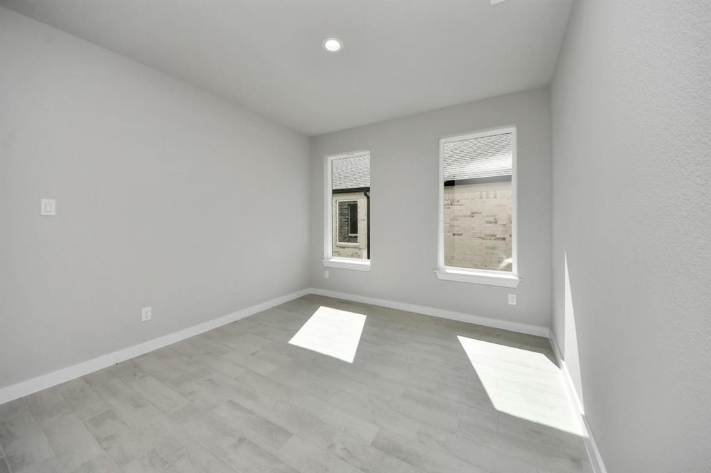 11922 Maple Oak Drive