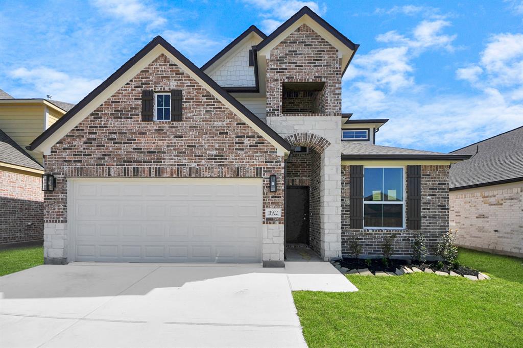 11922 Maple Oak Drive