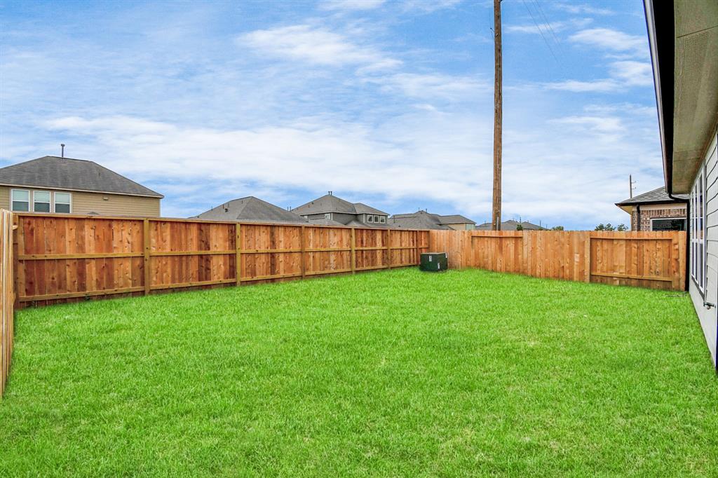 15707 Walnut Leaf Lane