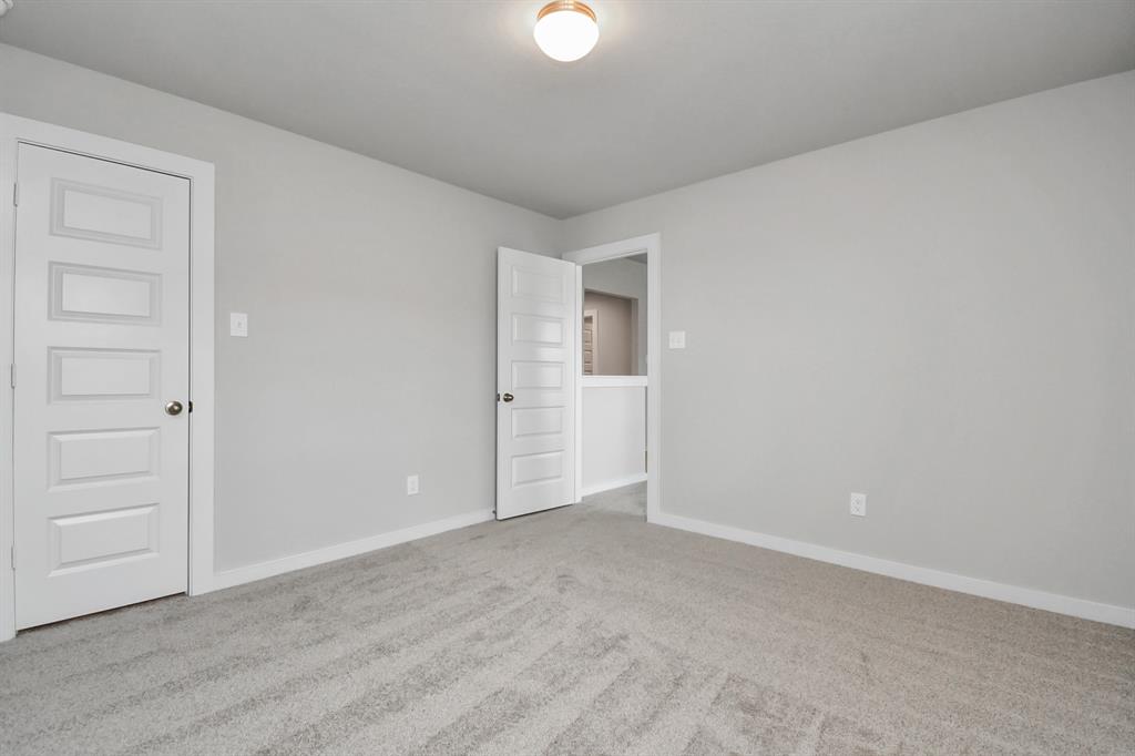 15707 Walnut Leaf Lane