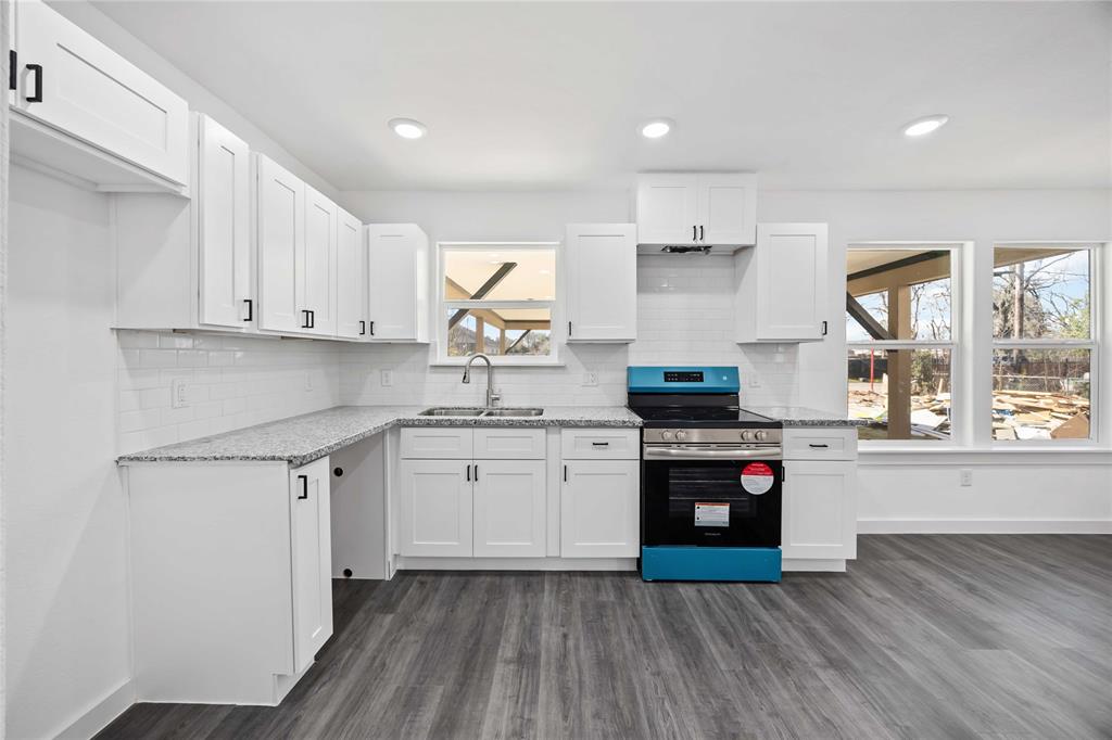 2320 Wavell Street # B Unit: A B