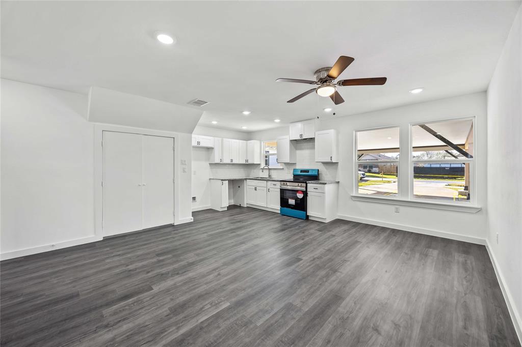 2320 Wavell Street # B Unit: A B