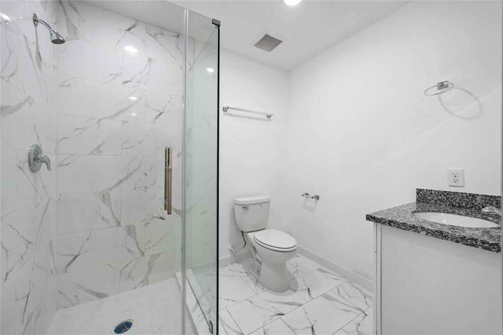 2320 Wavell Street # B Unit: A B