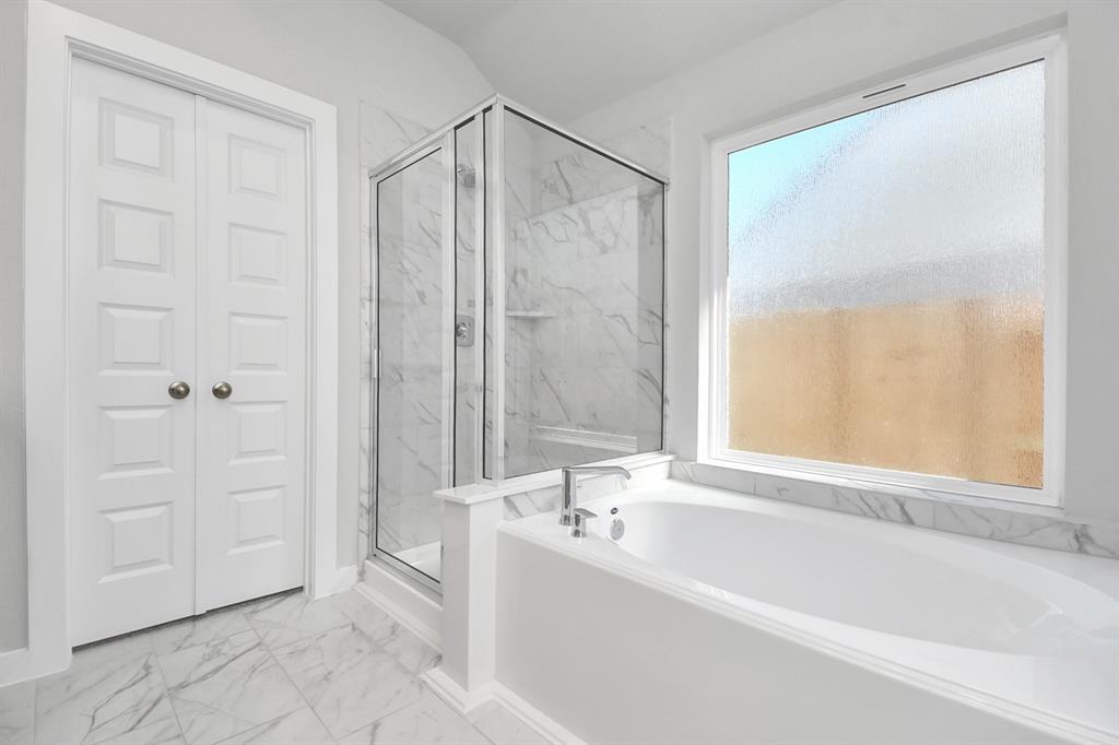 12903 Kingsford Pines Drive