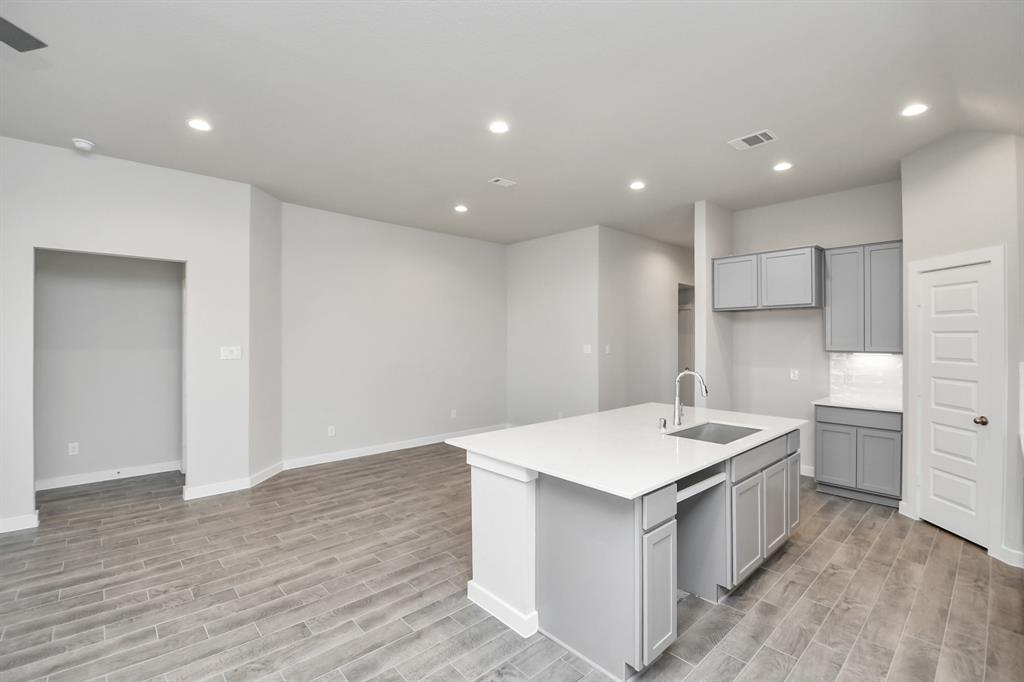 12903 Kingsford Pines Drive