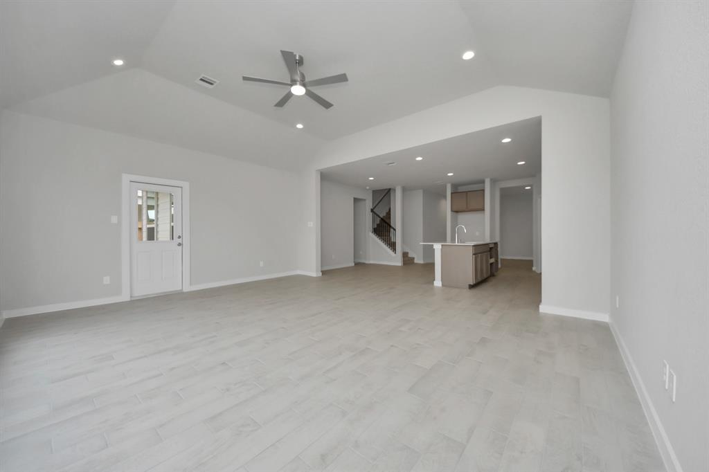 15802 Walnut Leaf Lane