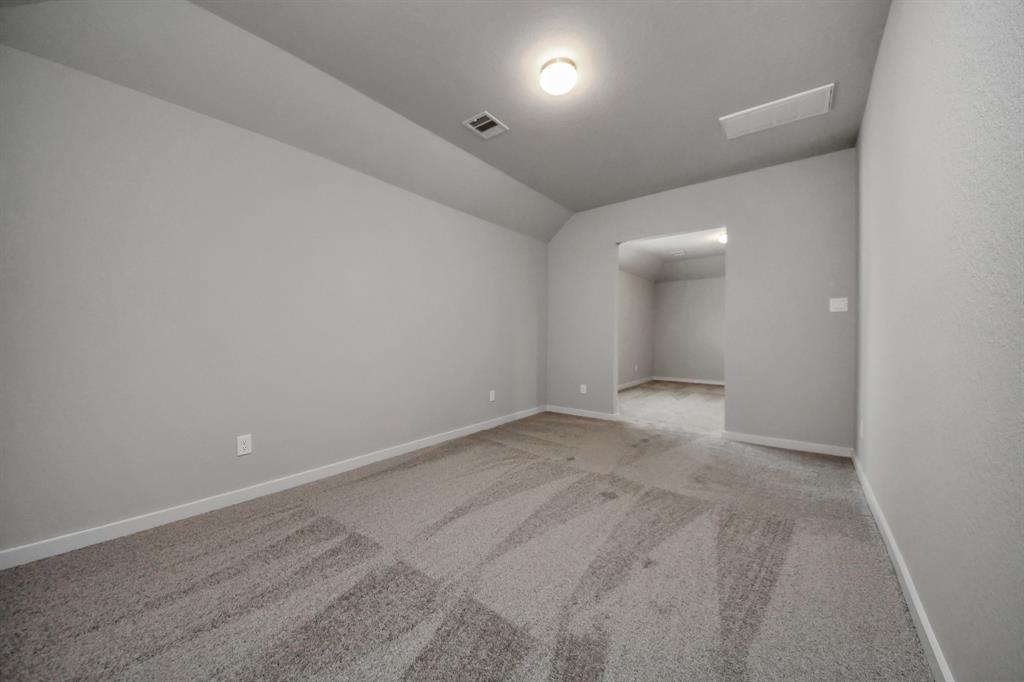 15802 Walnut Leaf Lane