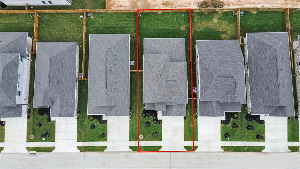 15802 Walnut Leaf Lane