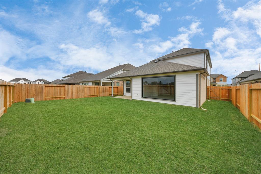 15802 Walnut Leaf Lane