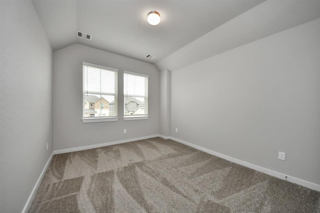 15802 Walnut Leaf Lane