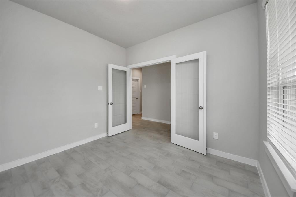 15802 Walnut Leaf Lane