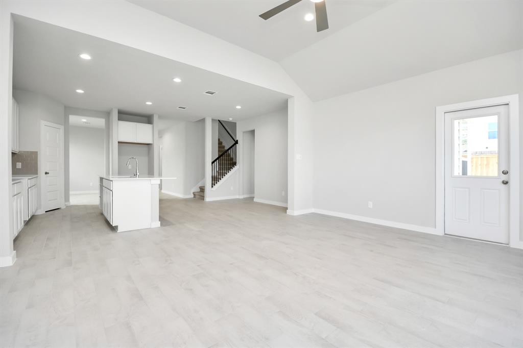 5634 Sandhill Oak Trail