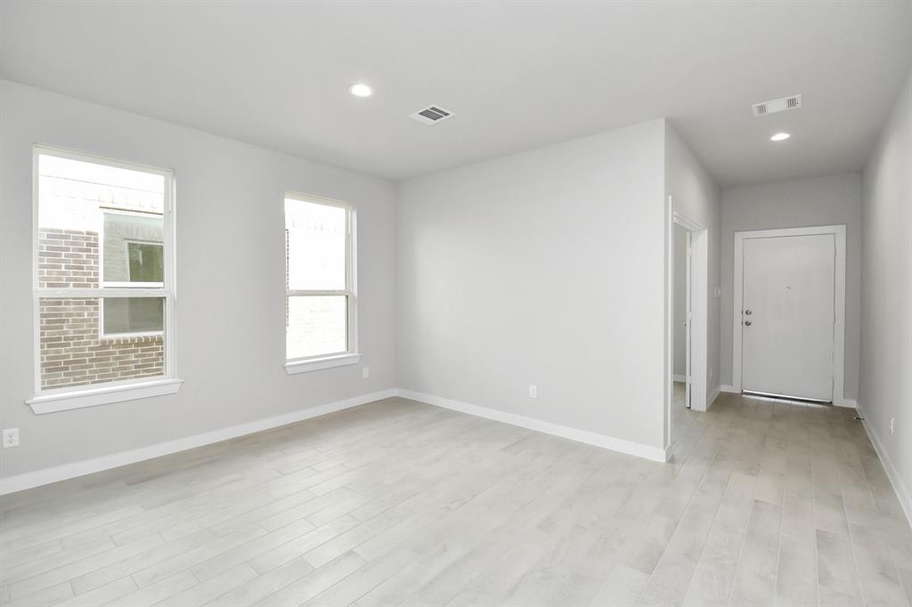 5634 Sandhill Oak Trail