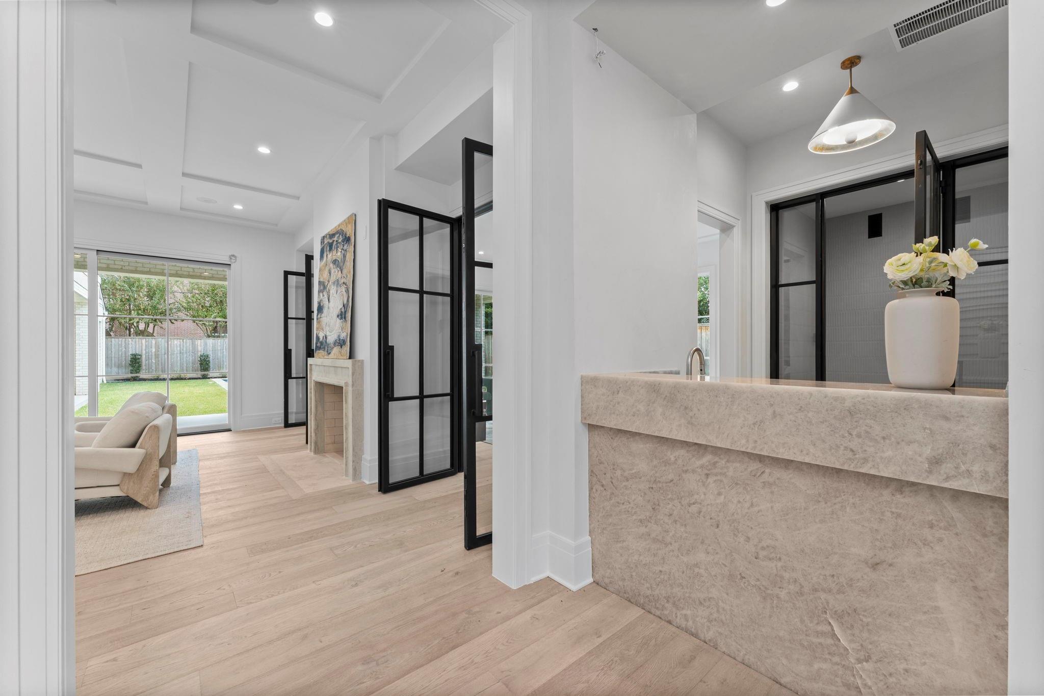 3653 Chevy Chase Drive