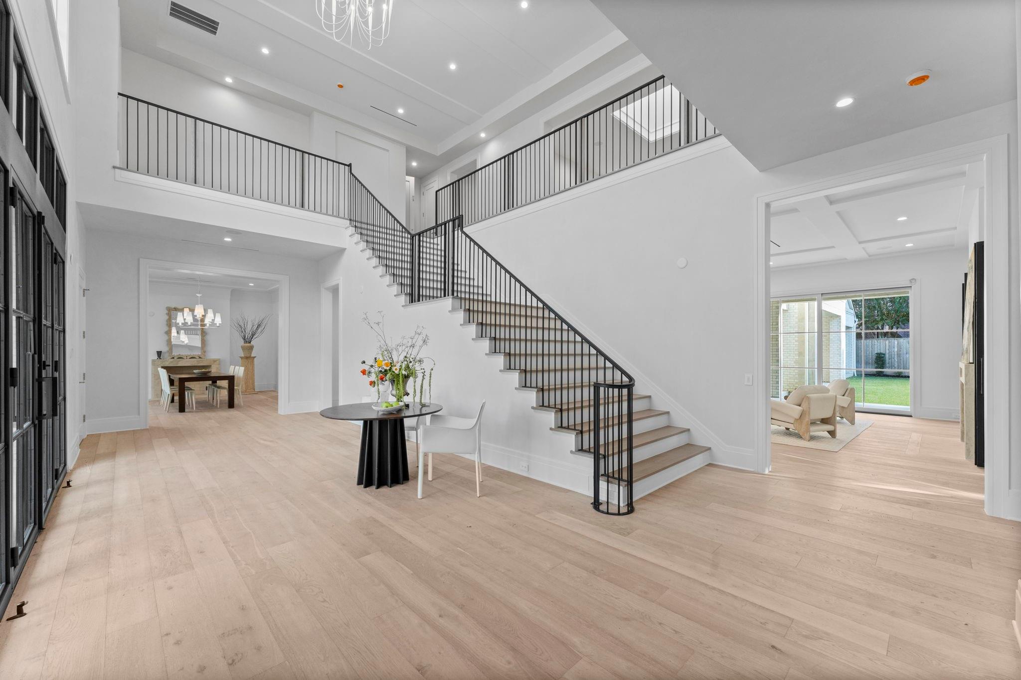 3653 Chevy Chase Drive