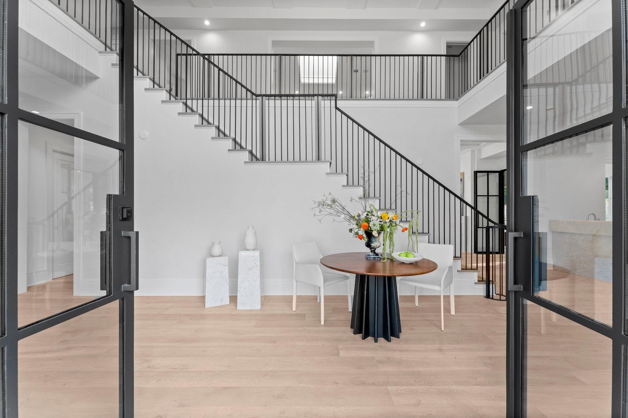 3653 Chevy Chase Drive