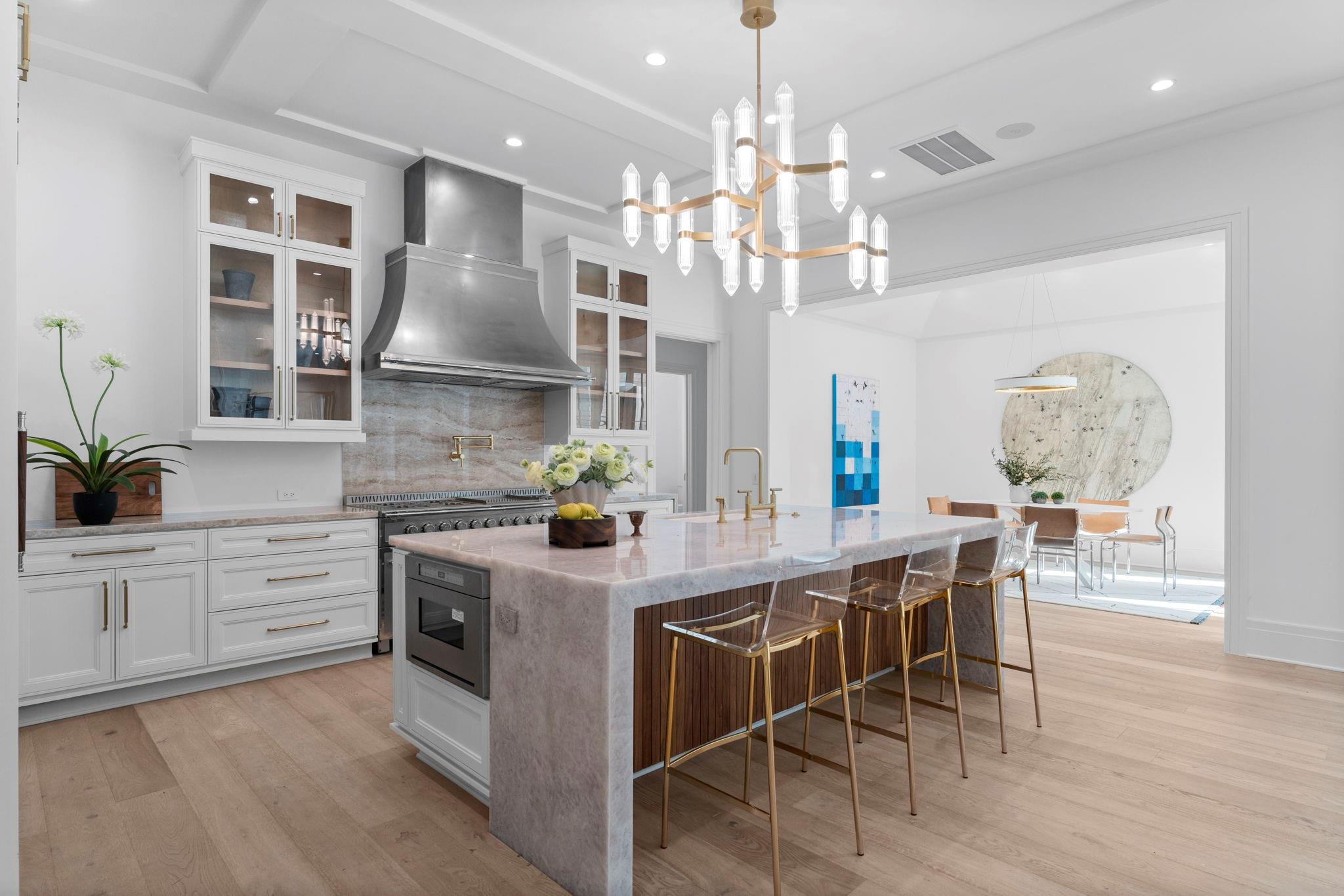 3653 Chevy Chase Drive