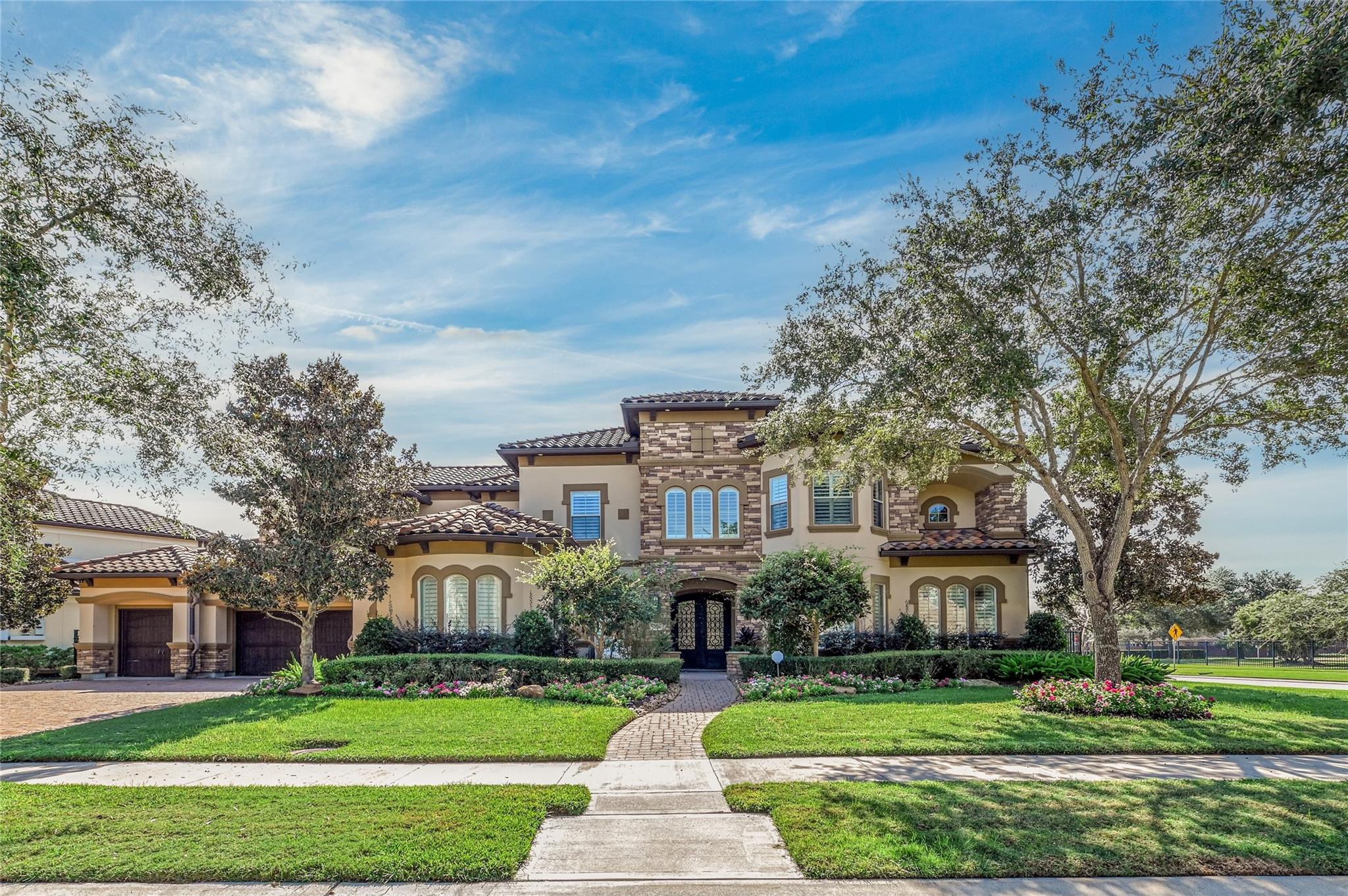 5006 Water View Bend