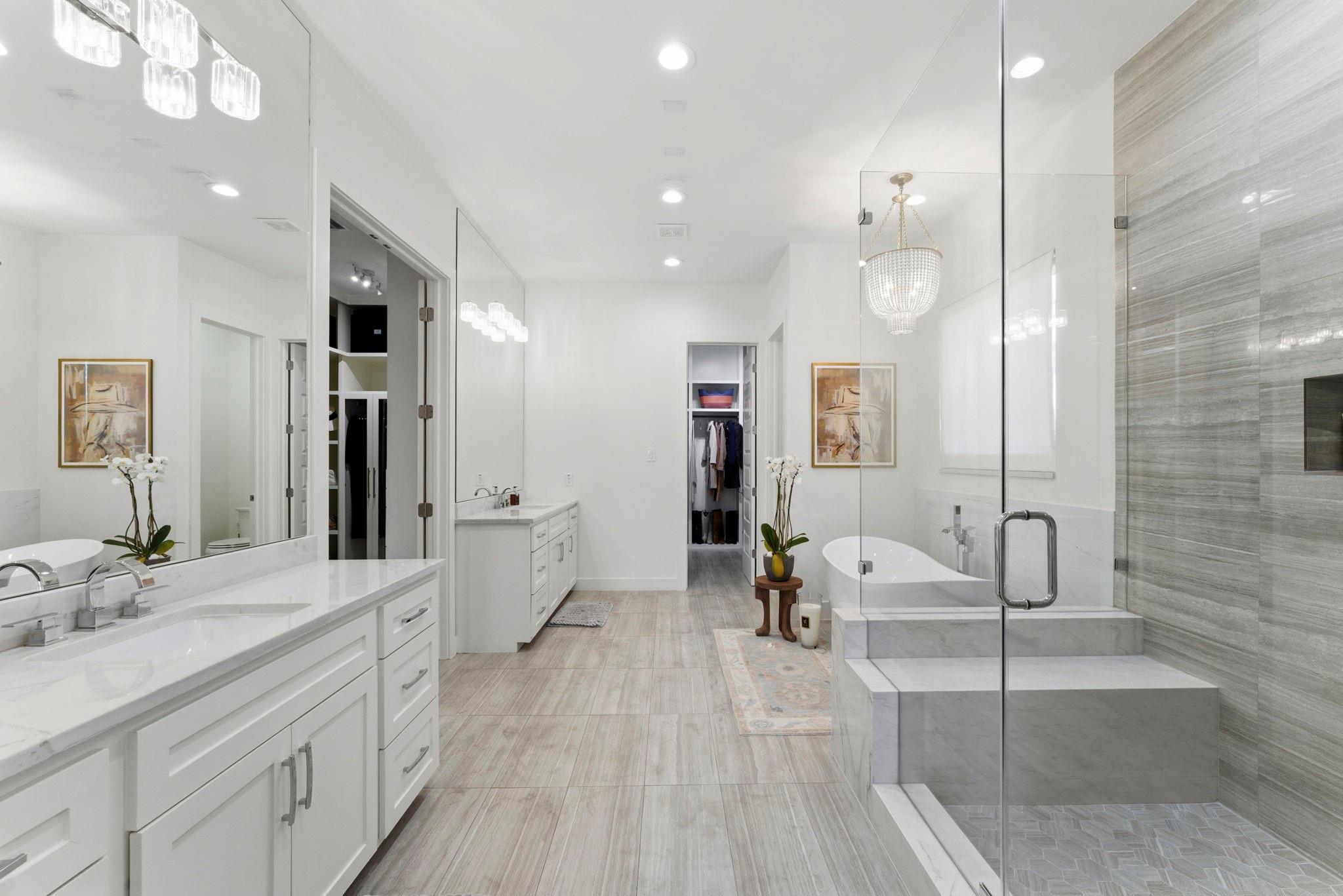 802 W 30th Street