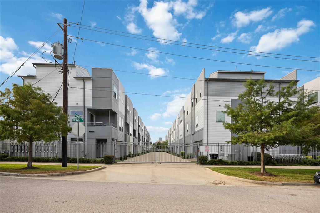 2716 Eado Grove Lane