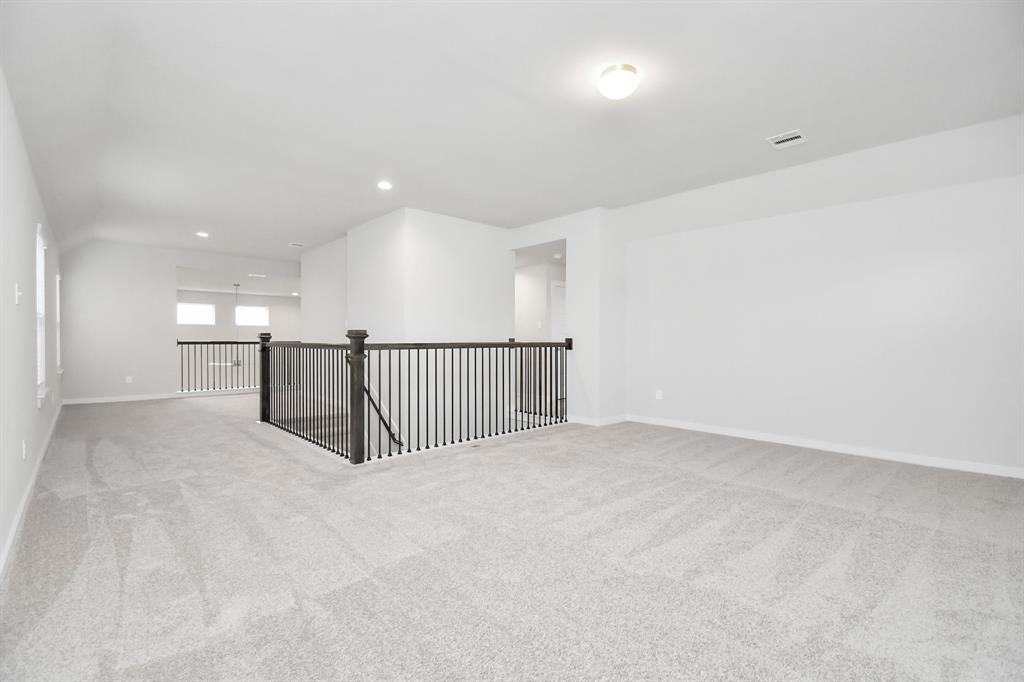 15811 Walnut Leaf Lane