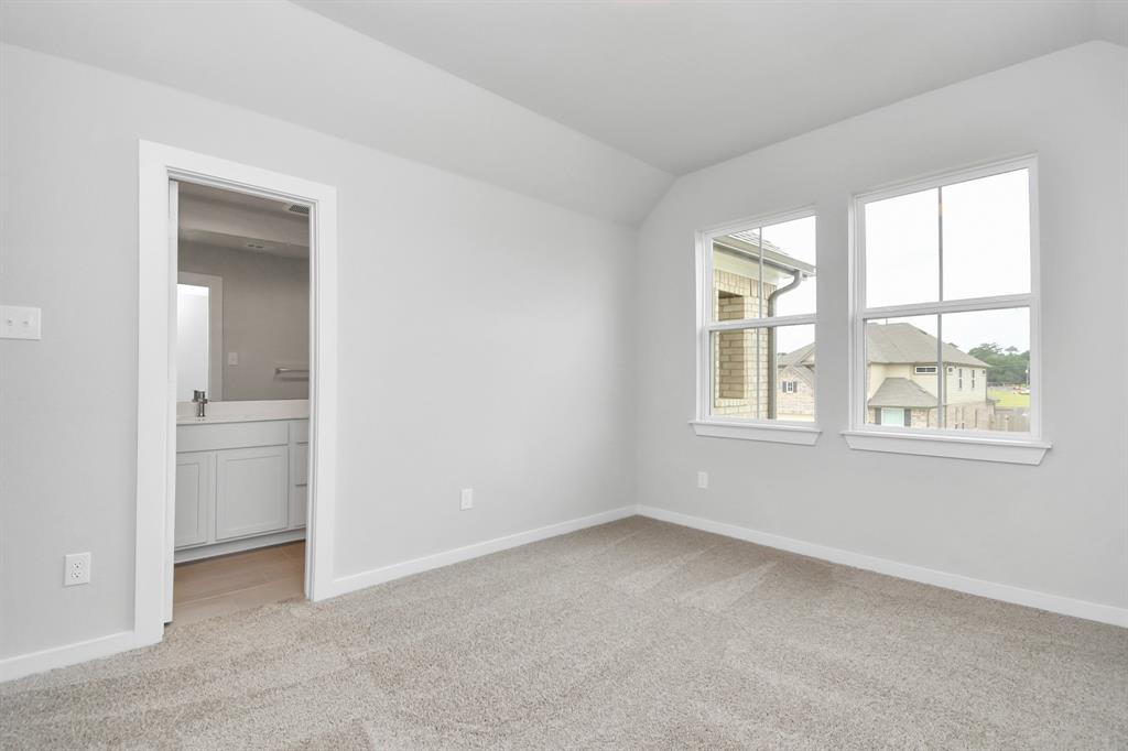 5622 Sandhill Oak Trail