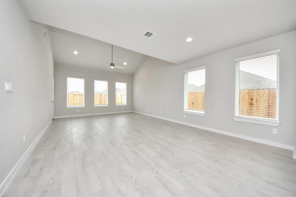 14918 Royal Leaf Lane