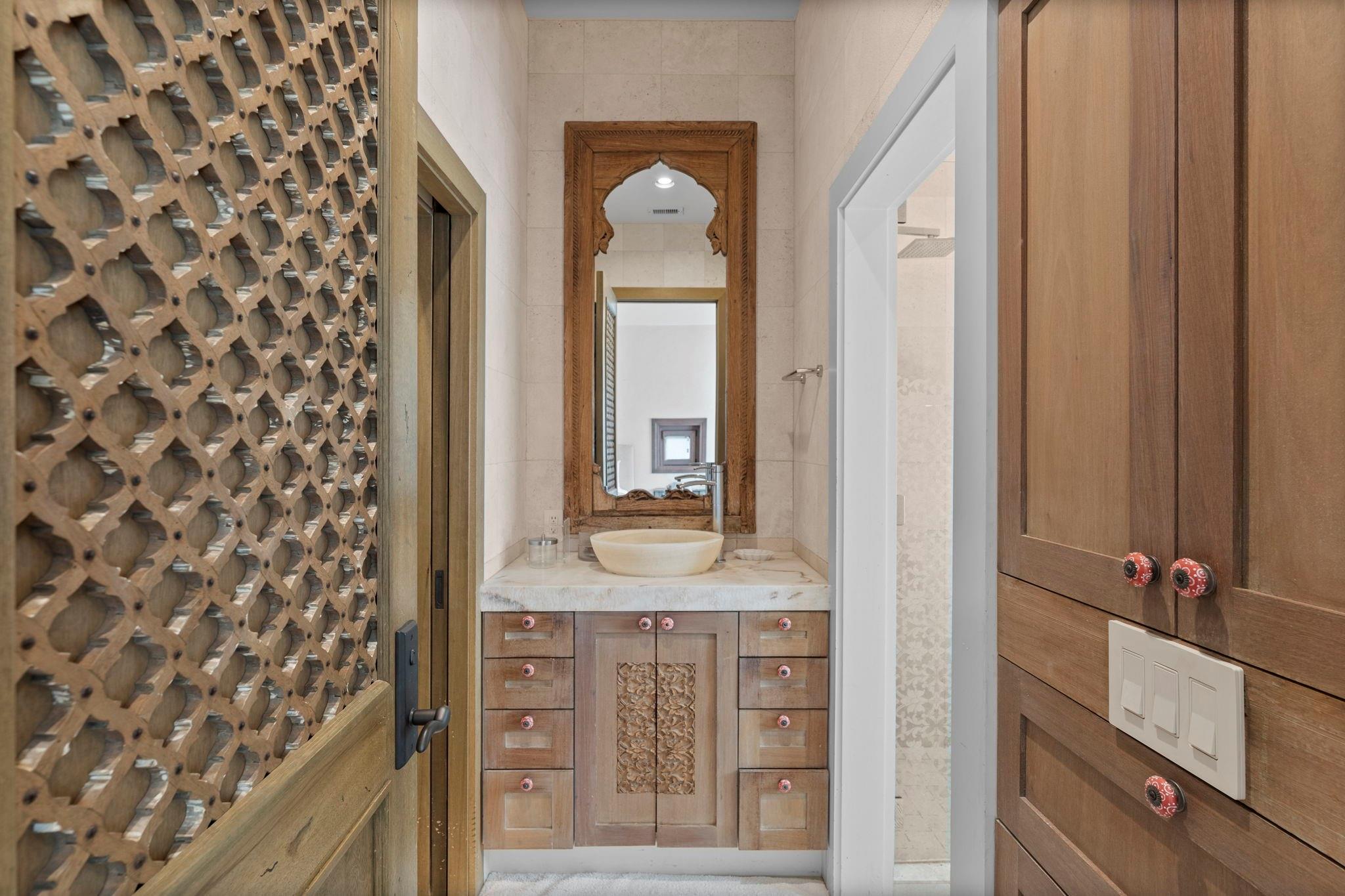 5651 Doliver Drive, Houston