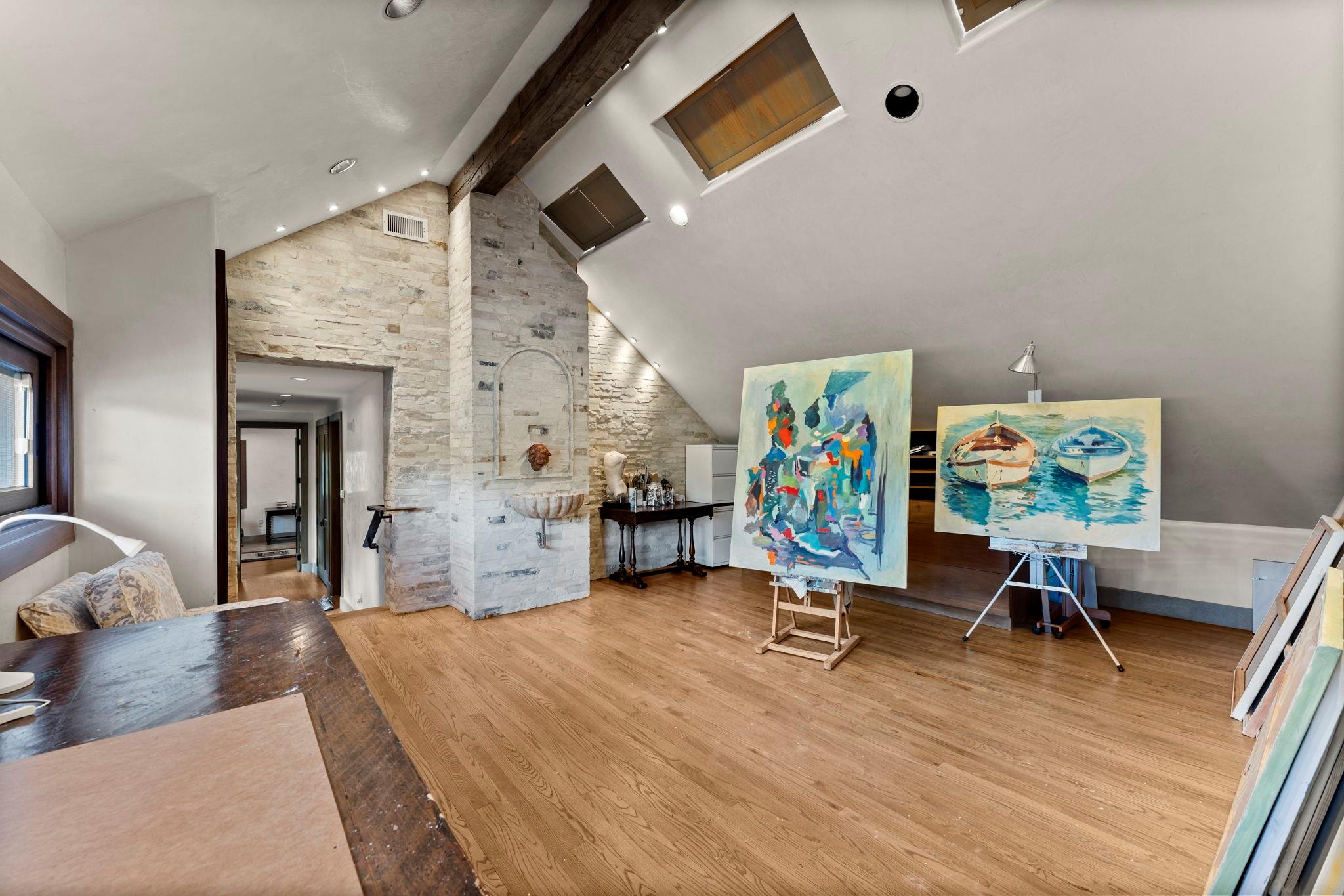 5651 Doliver Drive, Houston