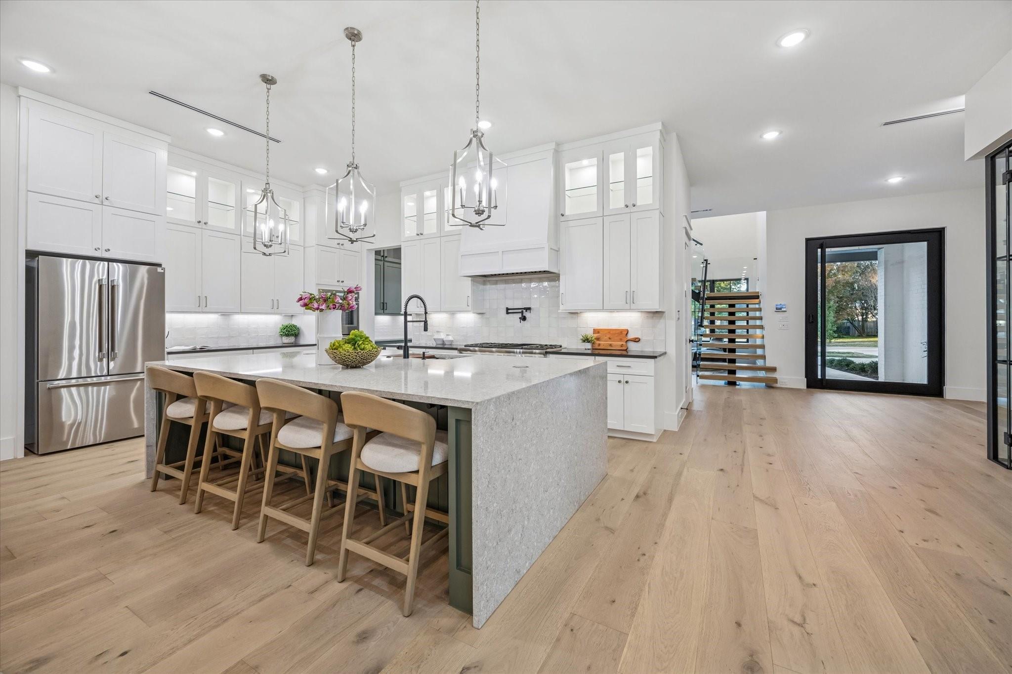 431 W 30th Street