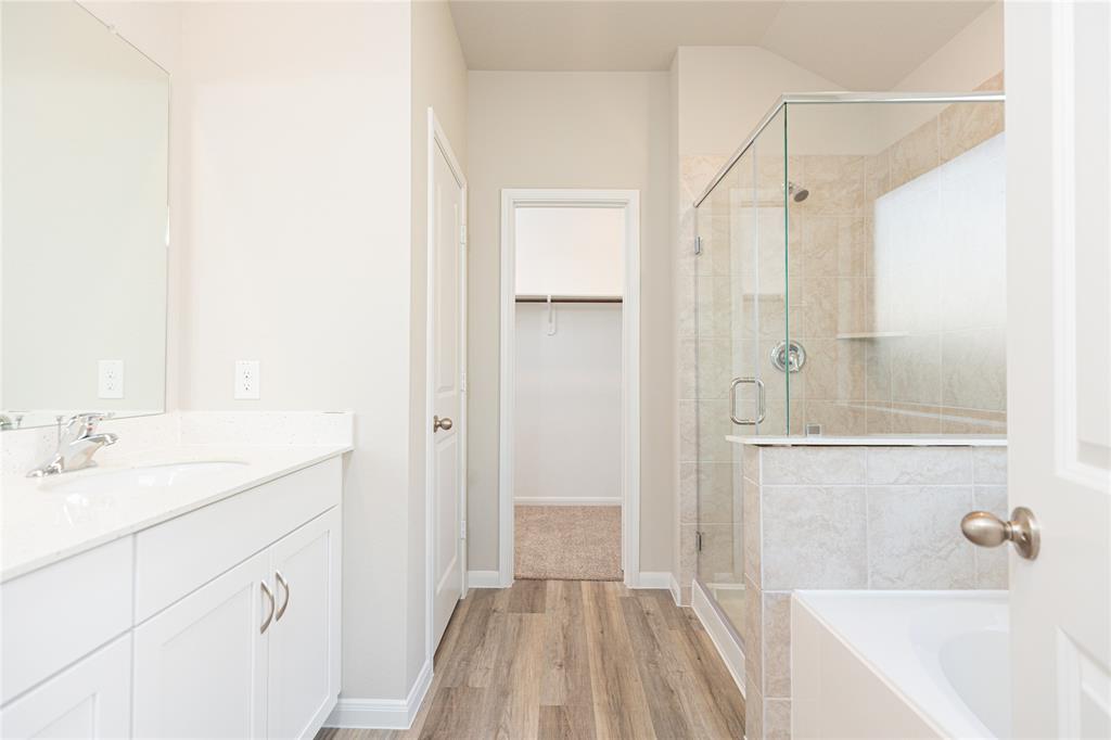 19753 Flag View Drive