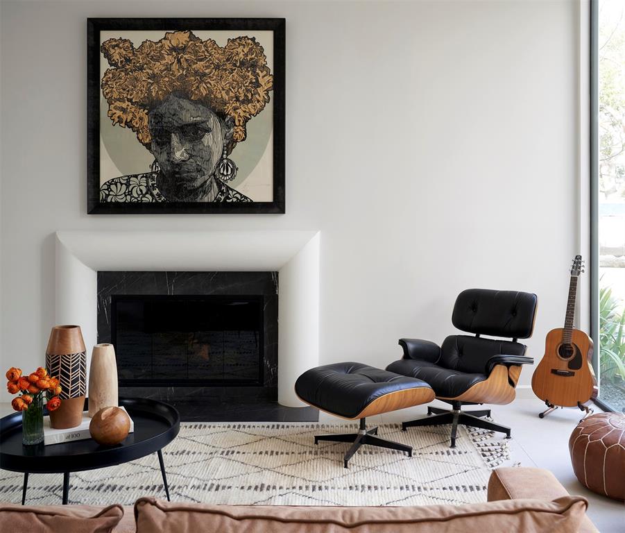 4004 Inverness Drive