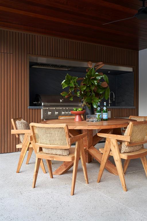 4004 Inverness Drive