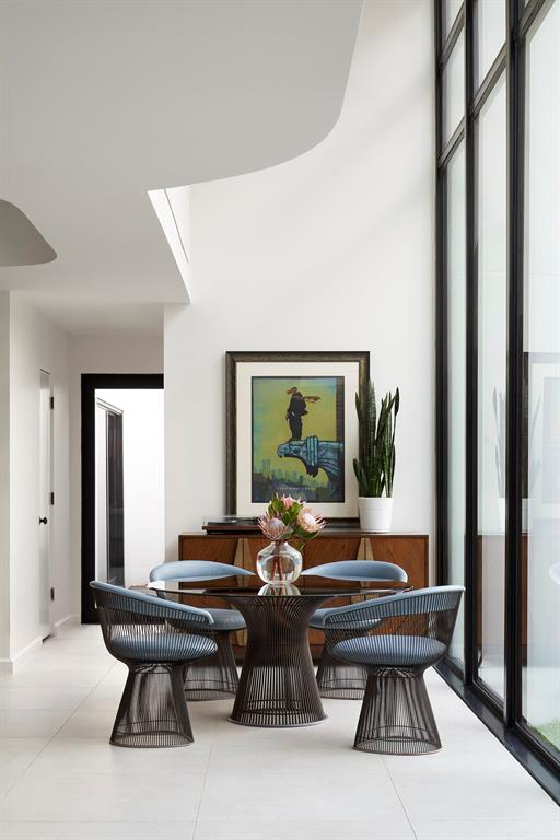 4004 Inverness Drive