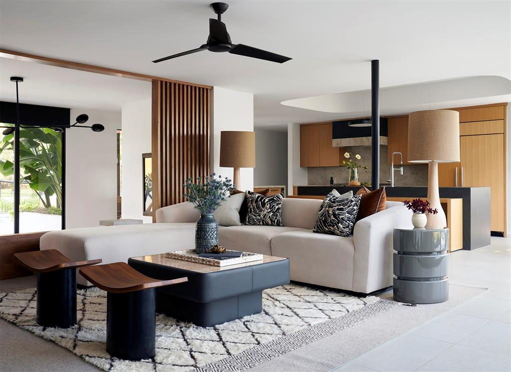 4004 Inverness Drive