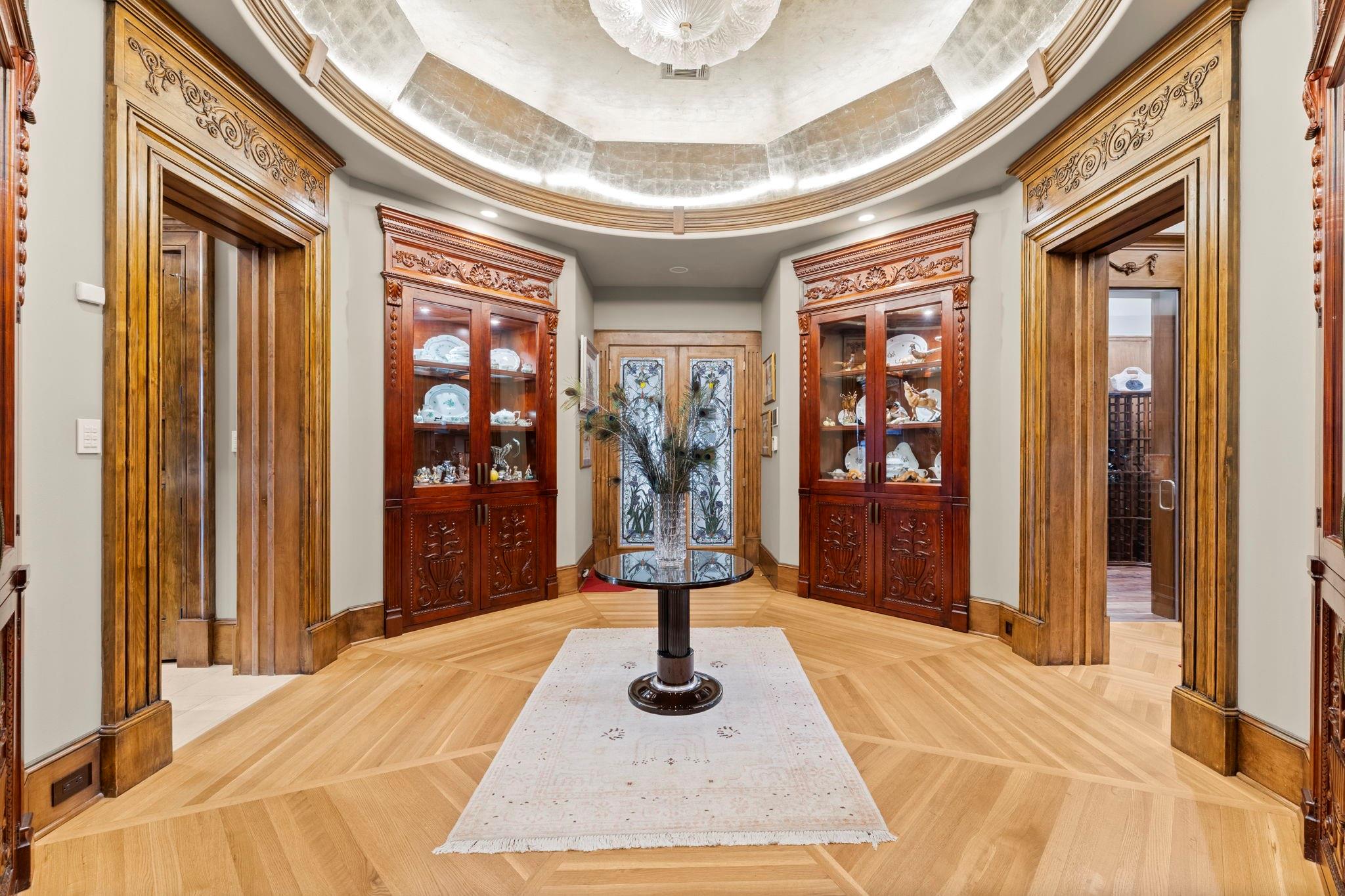 6 W Rivercrest Drive