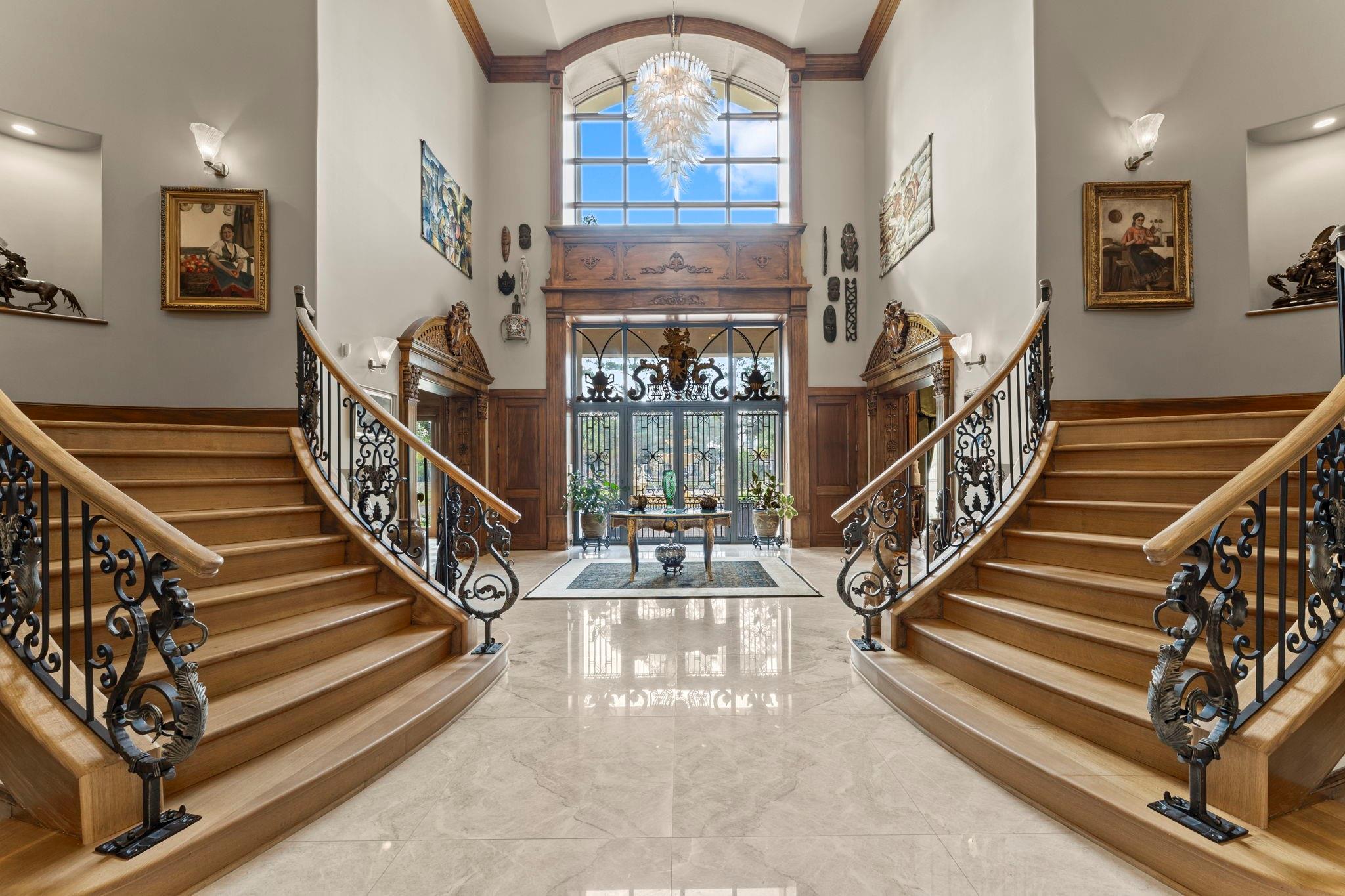 6 W Rivercrest Drive