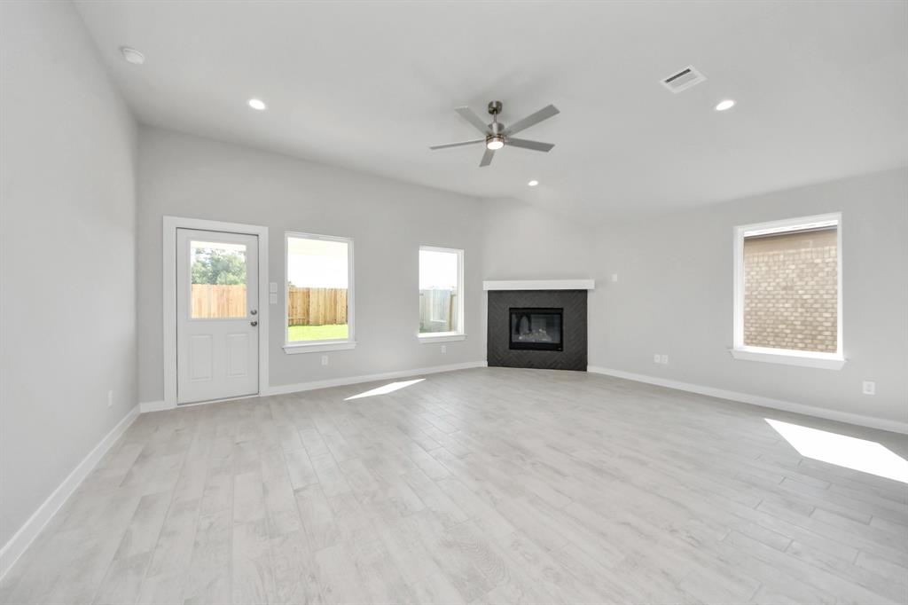 11914 Maple Oak Drive