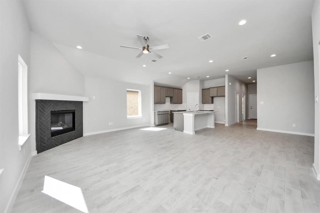 11914 Maple Oak Drive