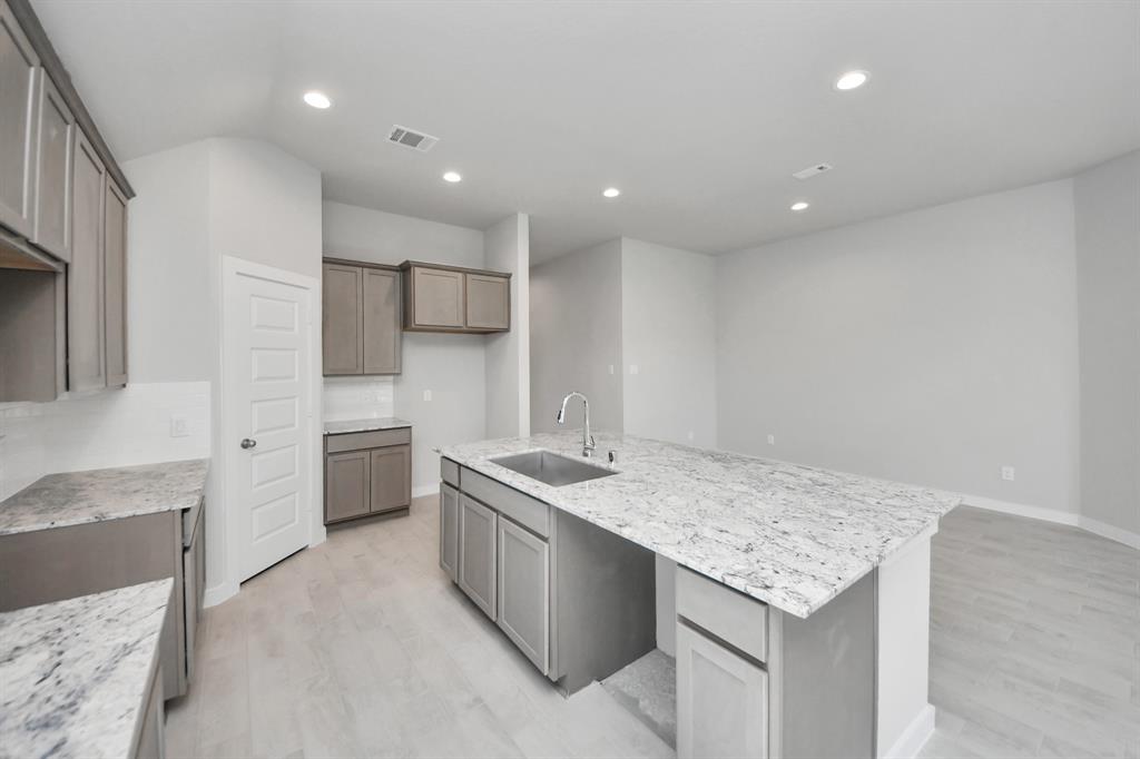 11914 Maple Oak Drive